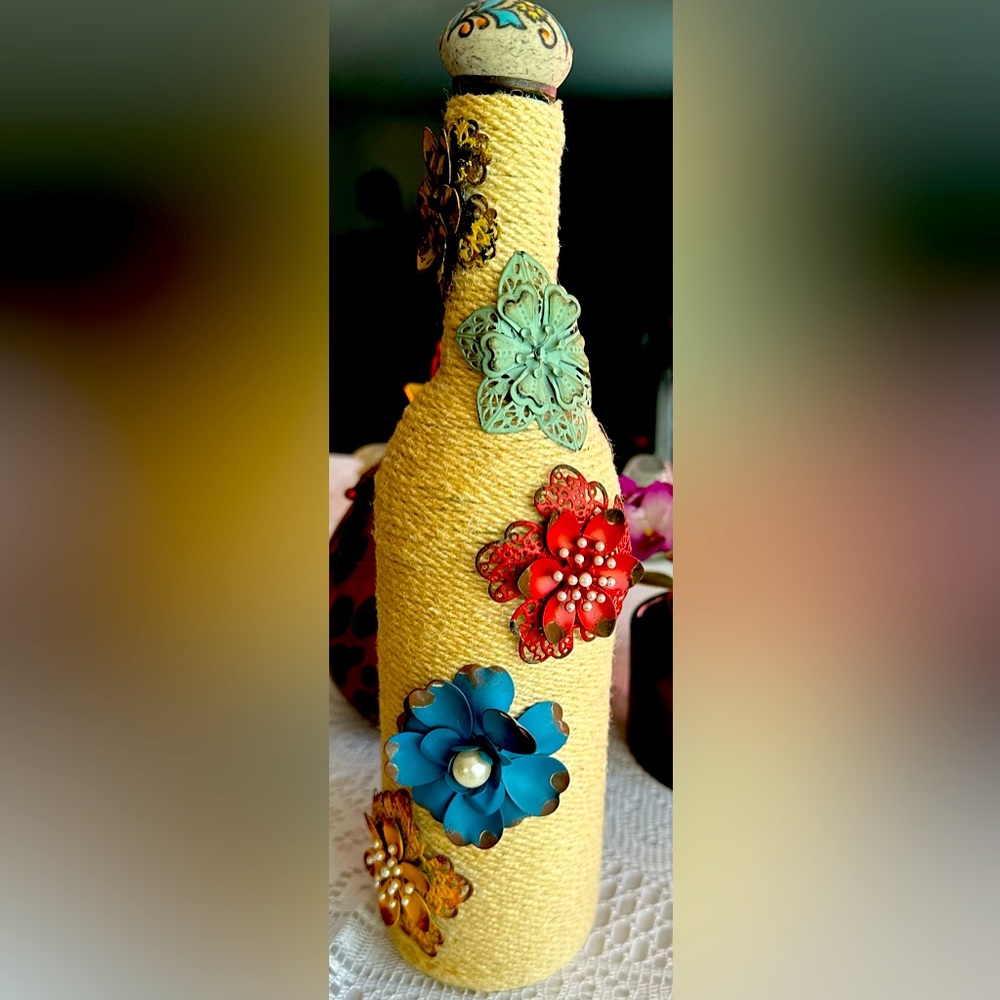 Wine bottle hand made decore